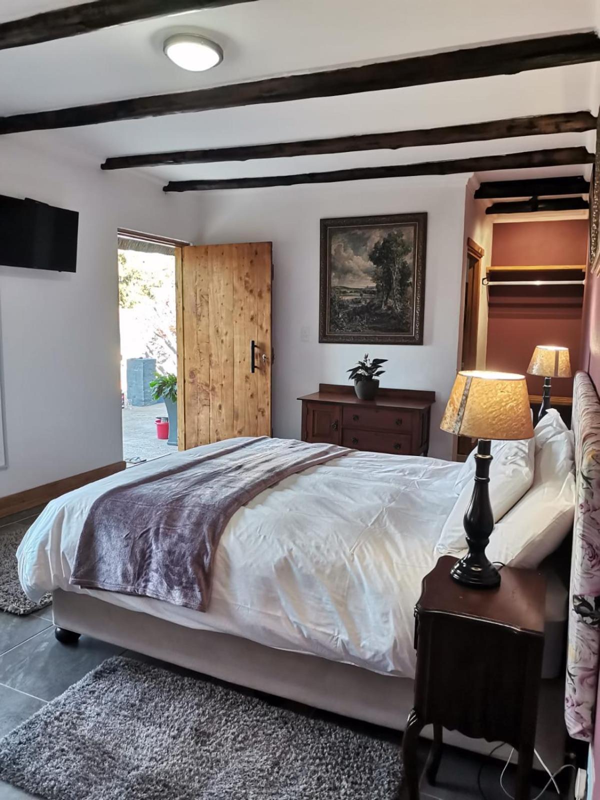 Thatchings Bed And Breakfast Nottingham Road Exteriér fotografie