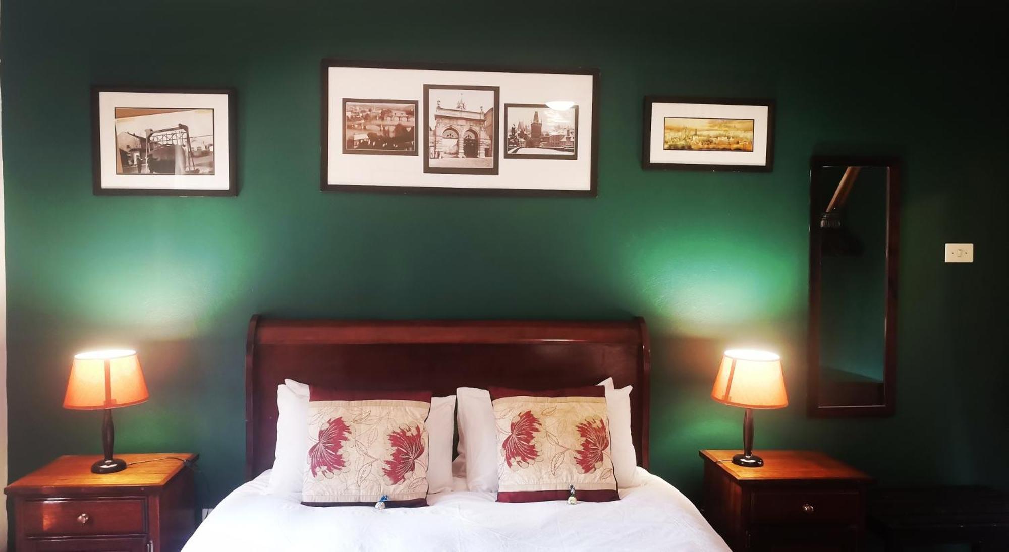 Thatchings Bed And Breakfast Nottingham Road Exteriér fotografie